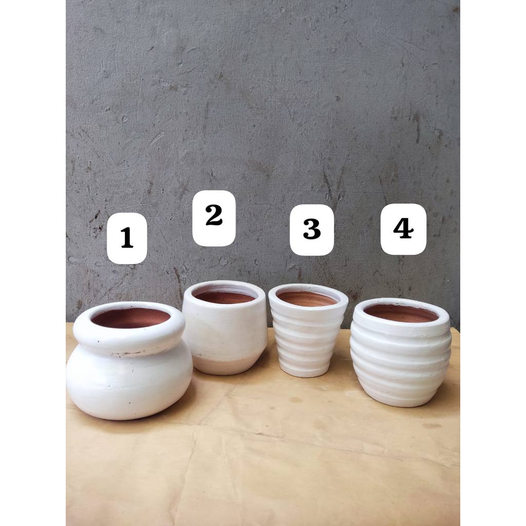 pot gerabah kecil,pot meja kerja,pot interior,pot kaktus,vas bunga