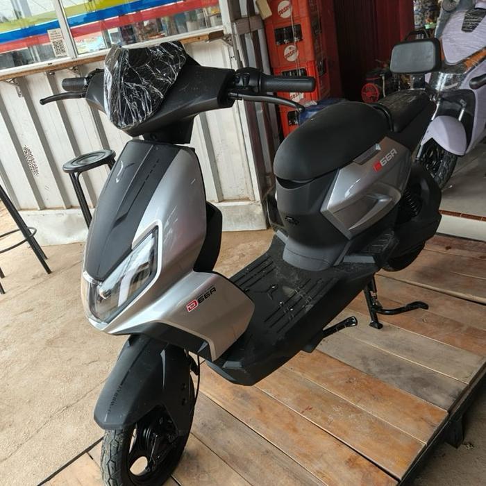 SEPEDA LISTRIK UWINFLY D66A