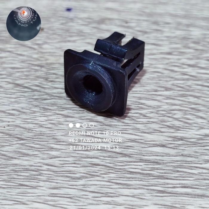 PIVOT LEVELING PROJIE BRECKET PROJEKTOR MOTOR MOBIL UNIVERSAL