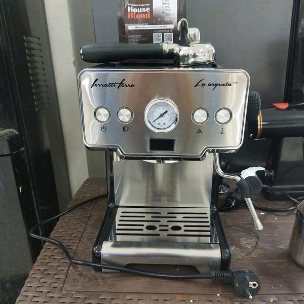 Mesin kopi Espresso Ferratti Ferro FCM3605 Machine