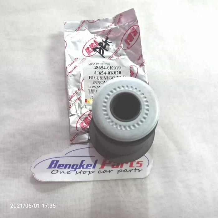 Bushing Arm Kecil Bawah Kijang Innova RBI