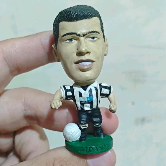 Figure Prostars Corinthian Series Zinedine Zidane Juventus 1998 Soccer Player Original PrideToy