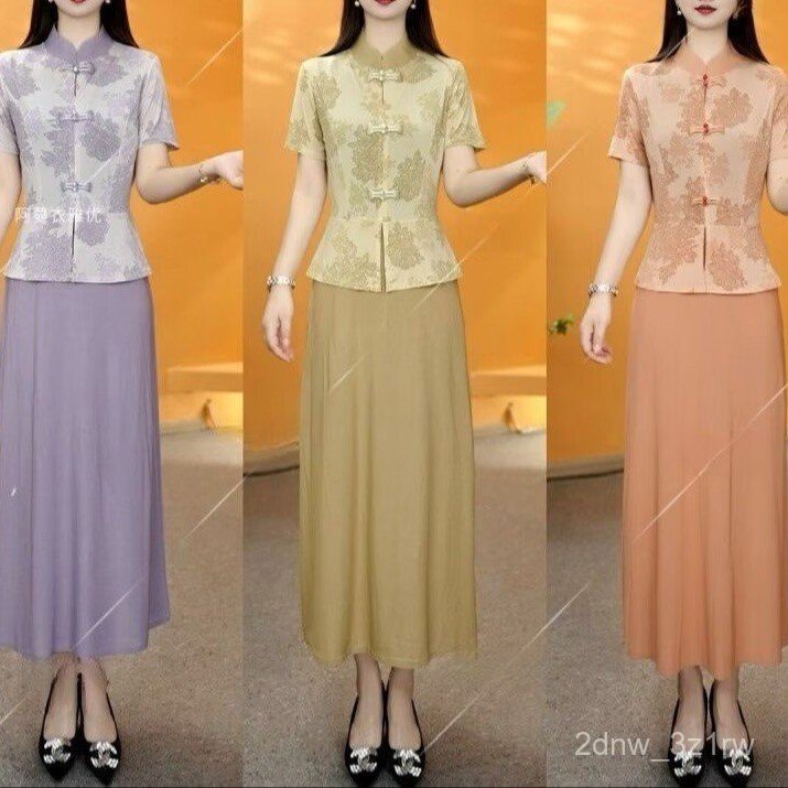 Gaun Palsu Dua Potong Pelangsing yang Menutupi Perut Wanita