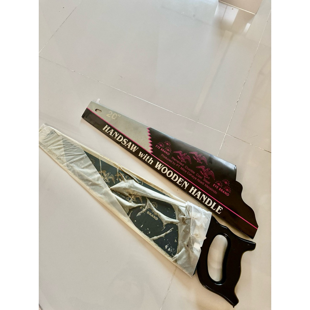 top sale GERGAJI TANGAN CAP MATA ASLI PLAT HITAM 18 20 / GERGAJI KAYU CAP MATA ASLI / GERGAJI POTONG