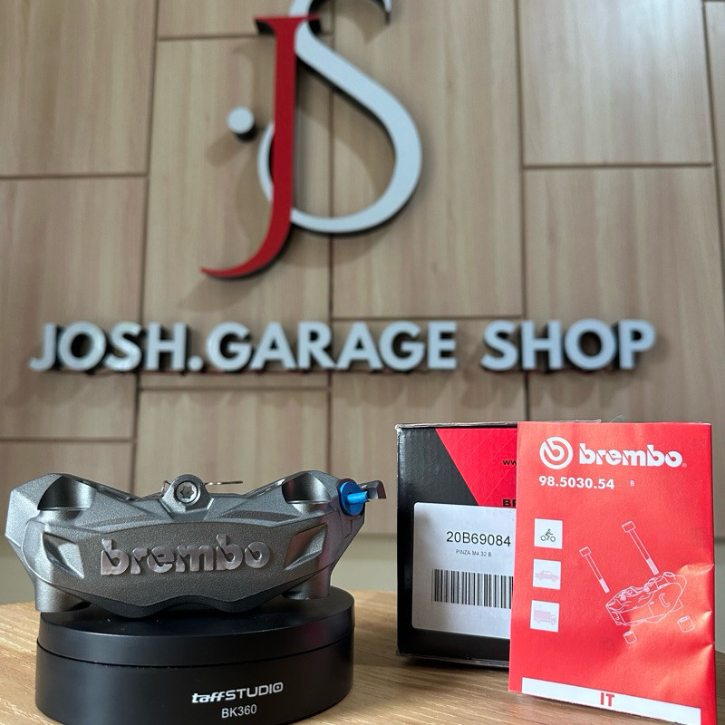 kaliper Radial Monoblok Brembo M432 kanan pitch 100 original Brembo SPA italy