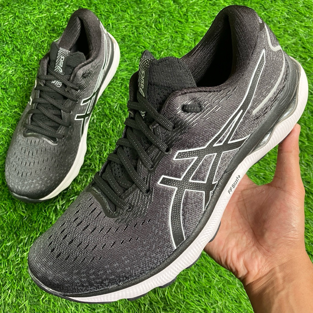 ASICS Gel-Nimbus 24 Black Grey Running shoes ukuran 43