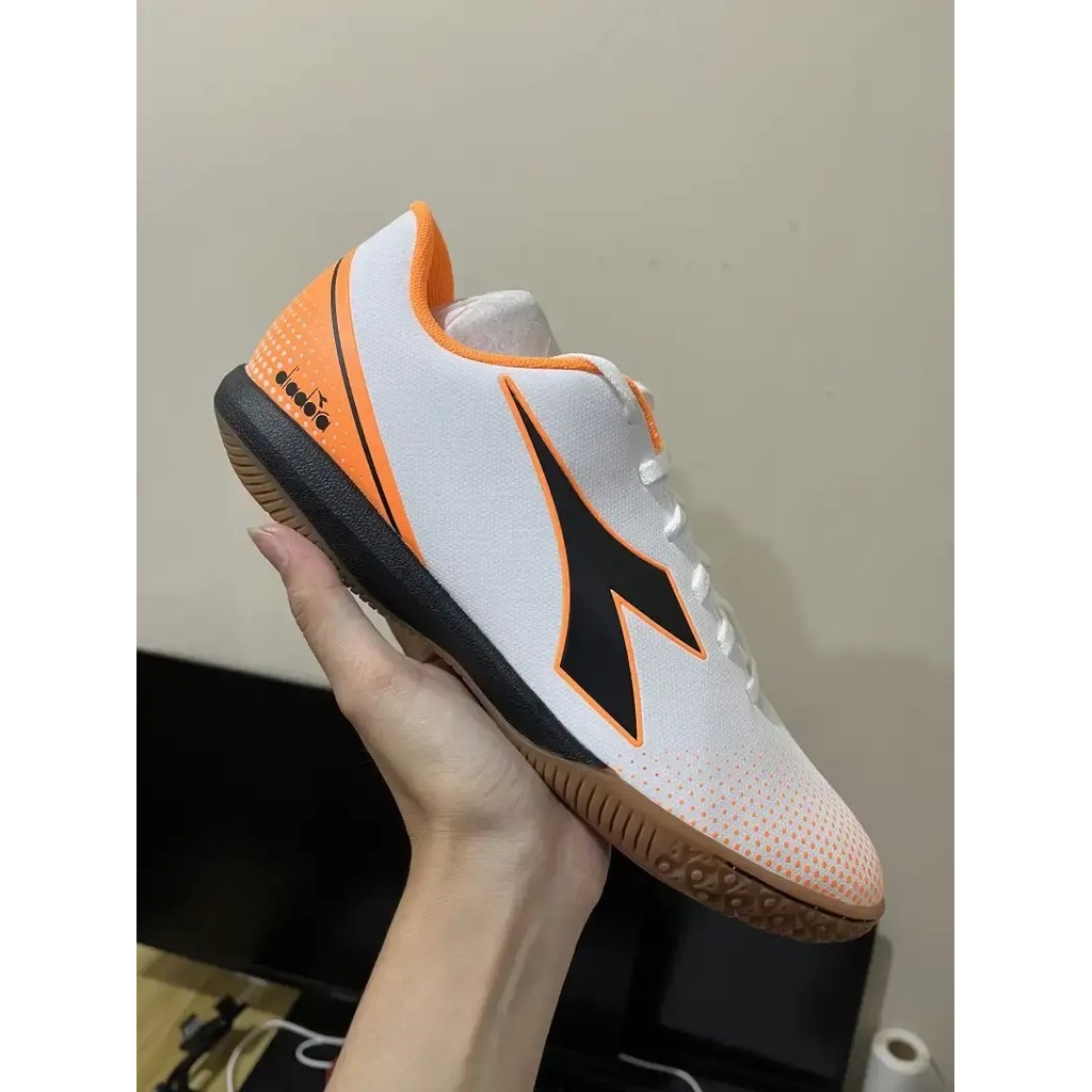 Sepatu Futsal Pria Diadora Pichichi 7 White (DIA180711163) Original