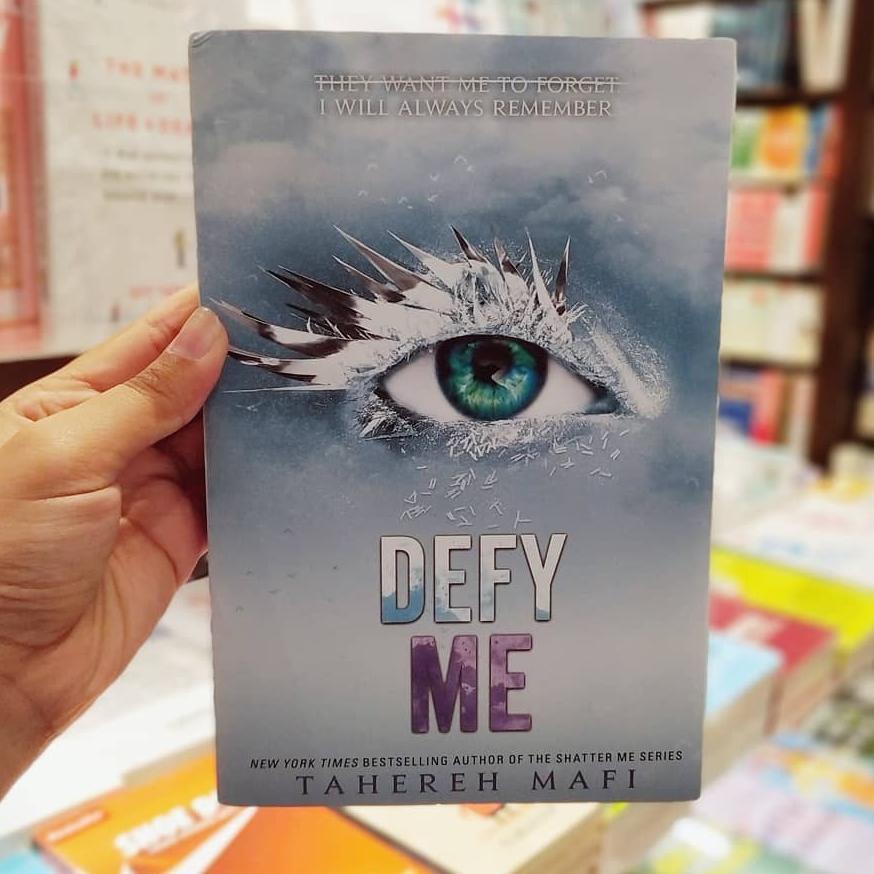 buku import Tahereh Mafi Defy Me (Shatter Me)