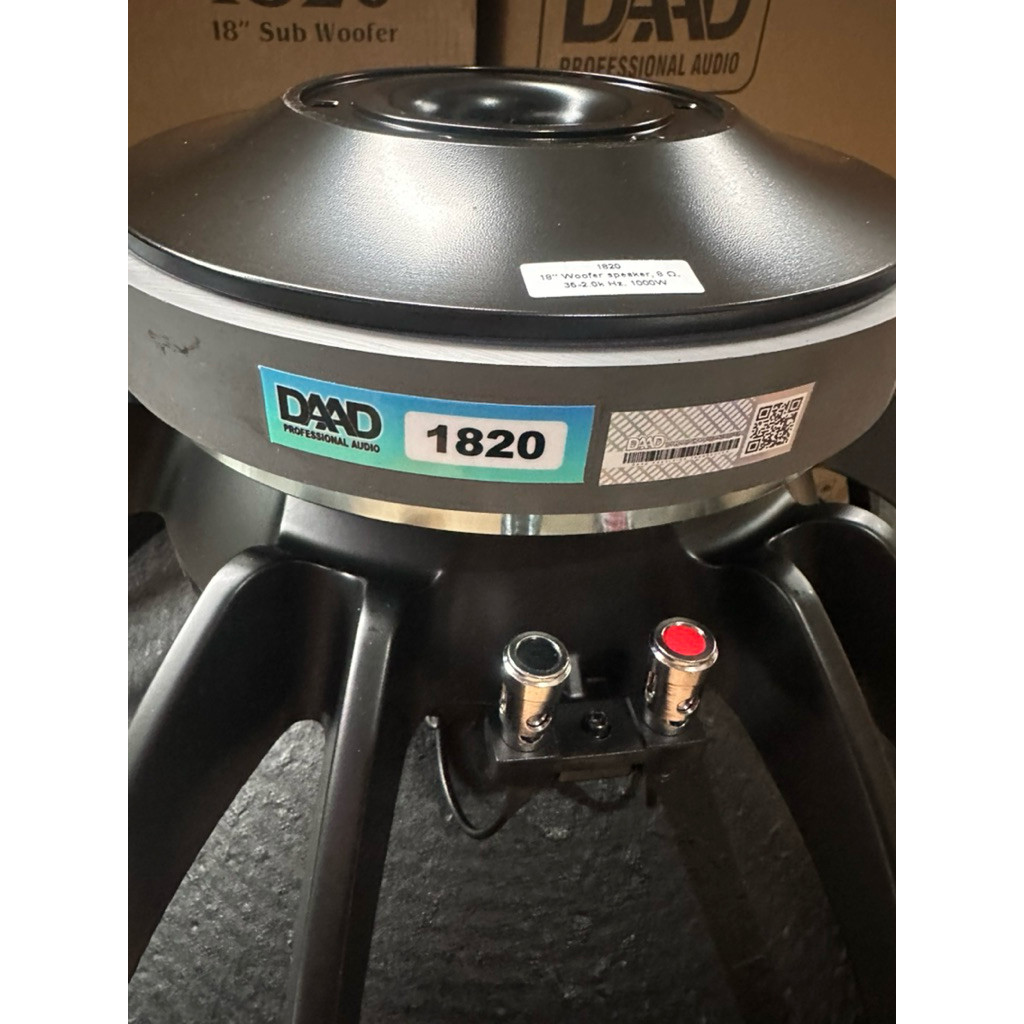 Komponen speaker DAAD 1820 18 inch original model BNC 18TBW100