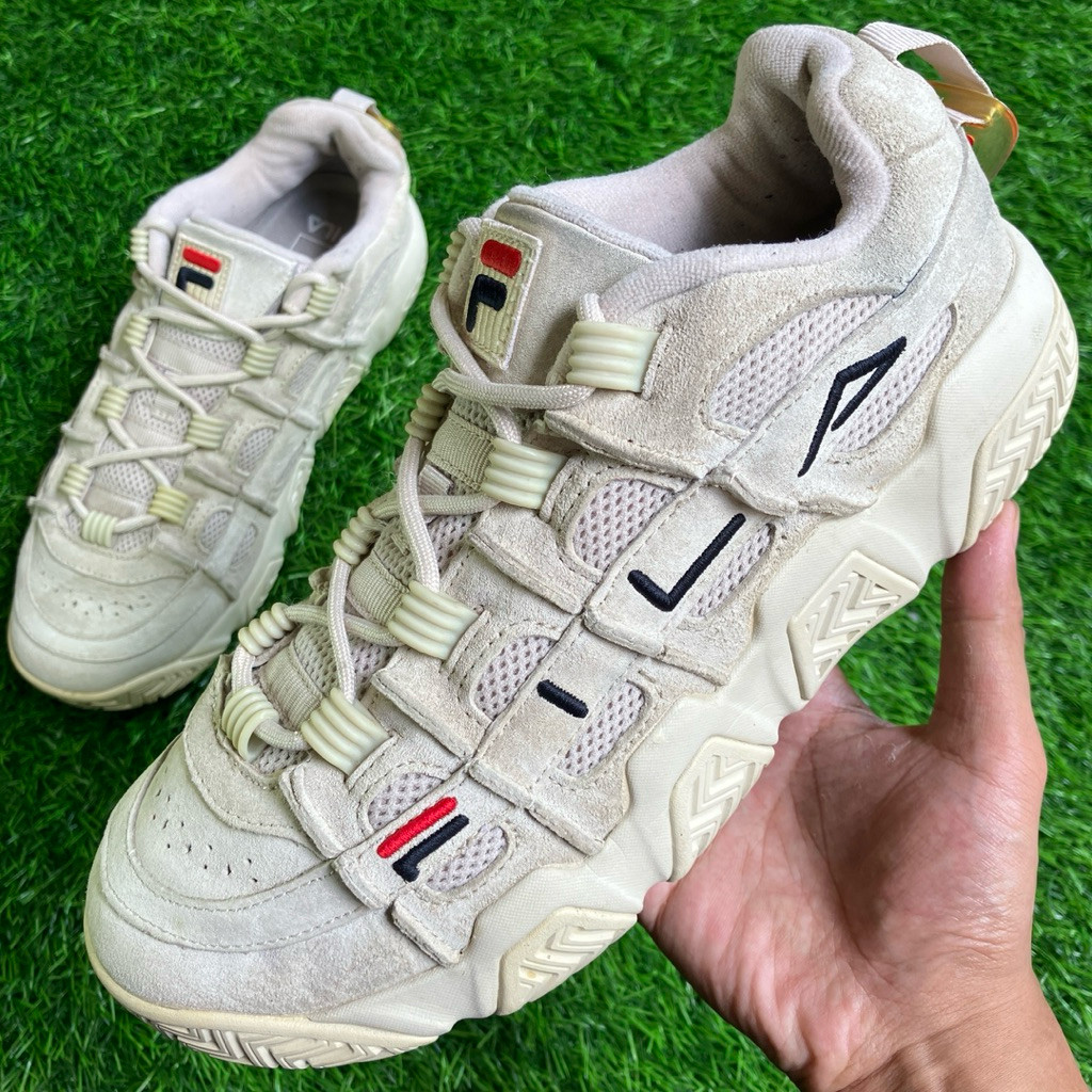 FILA Barricade Low Cream Sneakers ukuran 41