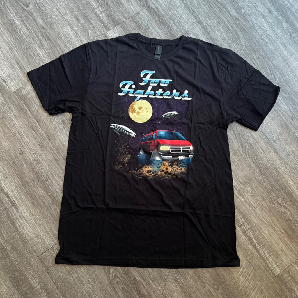 [IMPORT STUFF] FOO FIGHTERS "Van Tour"