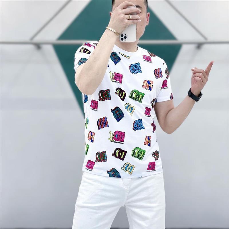 Lightweight floral short-sleeve T-shirt for men