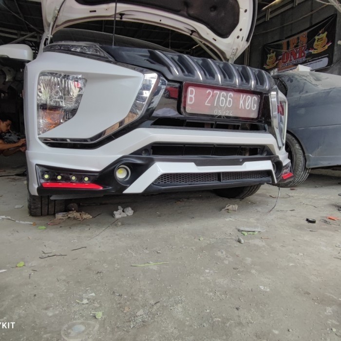 (Ready) bodykit mitsubishi xpander 2016 2017 2018 2019 2020 bodykit xpander vazoma