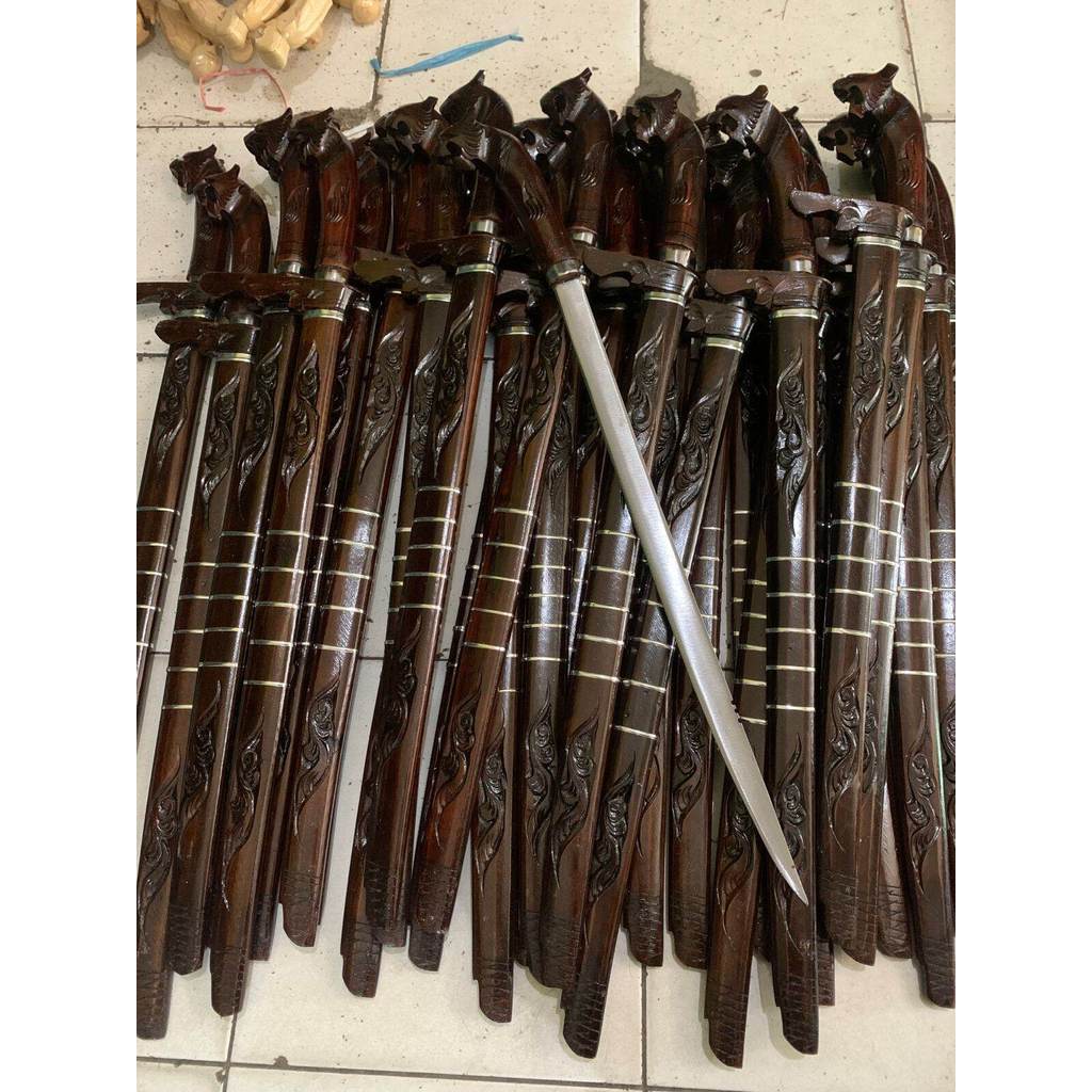 Mega Golok baja motif ukiran macan Panjang