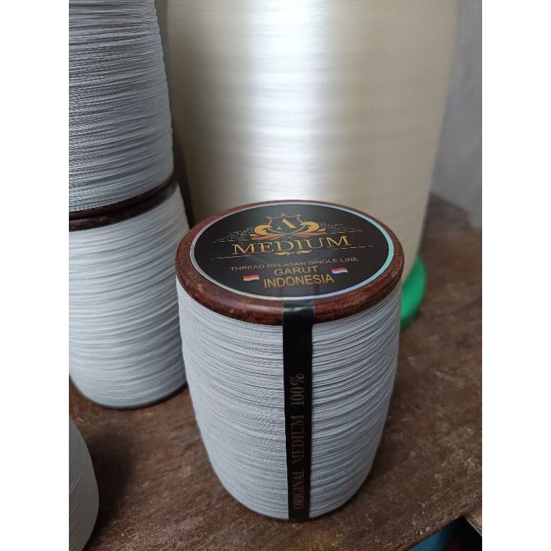 Gelasan n66 bobin ijo silver