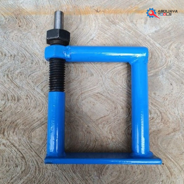 Treker Pasang Paku Keling Kopling, Treker Keling Kopling, Jaminan Presisi