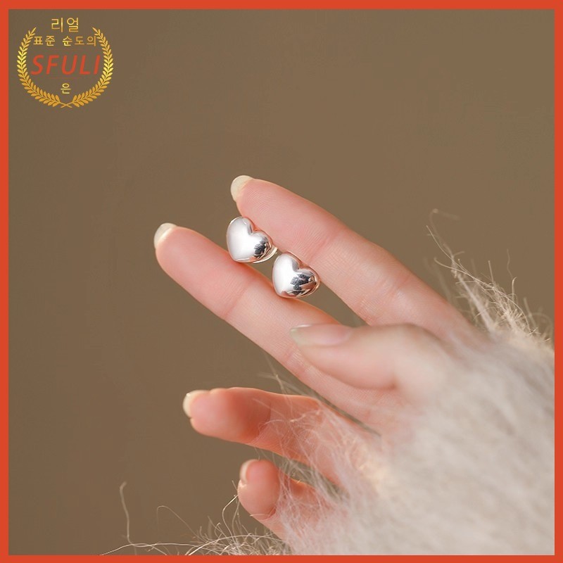 Anting Sederhana Hati Persik Tiga Dimensi Emas Putih Untuk Wanita