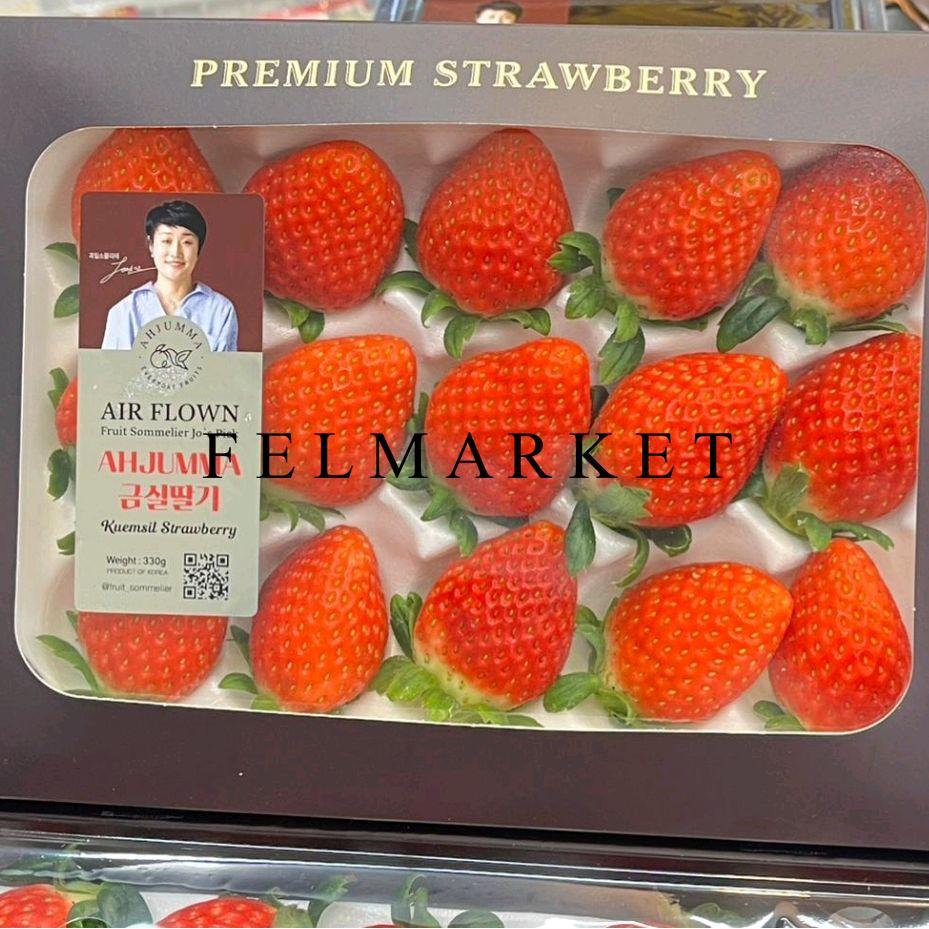 Buah Strawberry Korea Ahjumma Premium Manis / Buah Strawberry Korea Manis / 330 grm