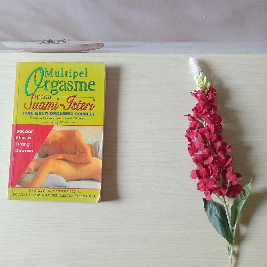 Multipel Orgasme pada Suami Istri - Mantak Chia