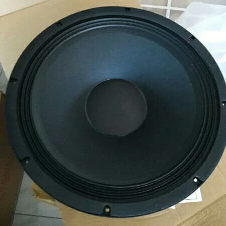 SPEAKER BLACKSPIDER 18 INCH 18IN TIPE BS 1898 800W