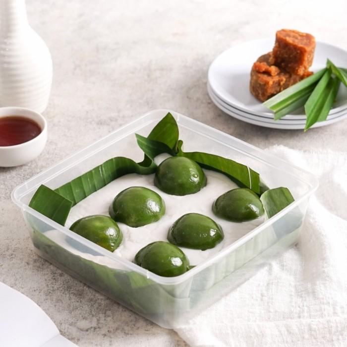 New Bugis Pandan Madam Liu