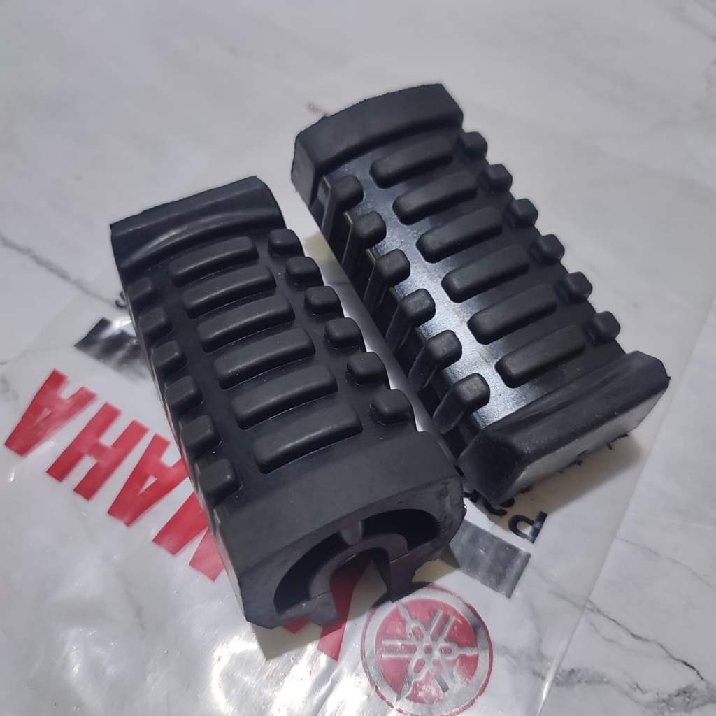 Footrest Yamaha RX King 2ET karet step footstep depan set rubber injekan barstep