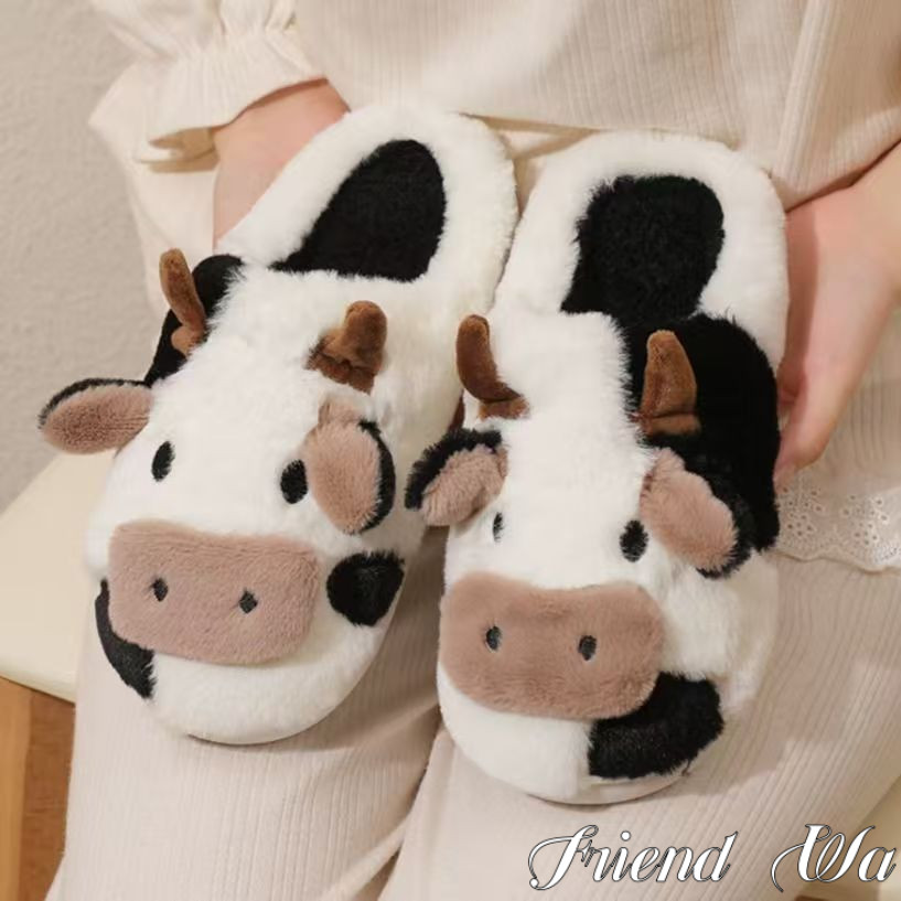 Sandal bulu bermotif sapi / Sandal dalam ruangan yang hangat