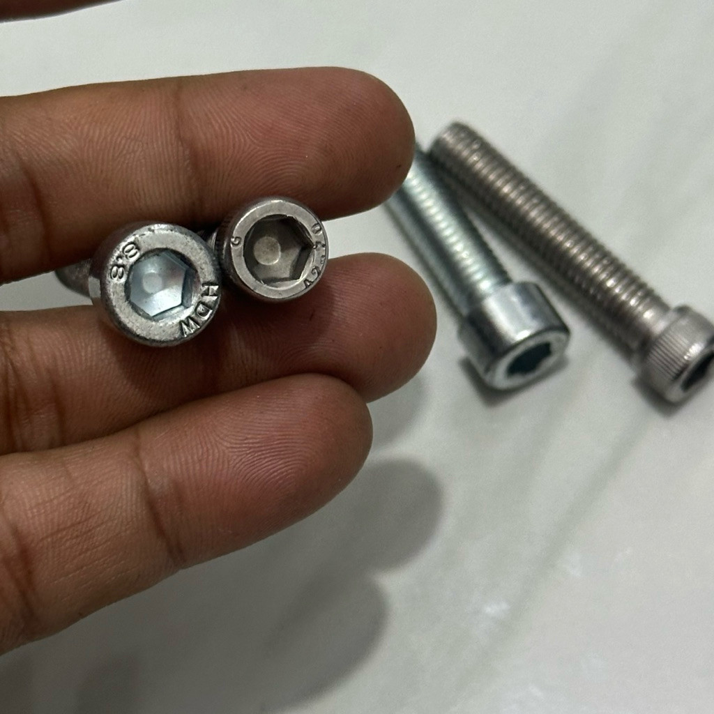 BAUT 12 KUNCI L PANJANG 4cm BOLT STENLIS BAJA ORIGINAL.