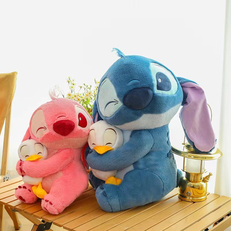 Boneka Plush Stitch Memeluk Bebek Boneka Besar Plush Stitch Boneka Plush Stitch