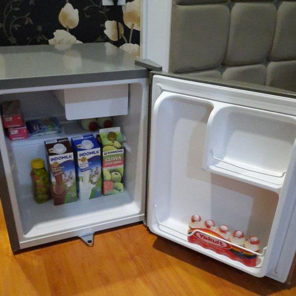 KULKAS MINI KULKAS PORTABLE KULKAS KECIL ORIGINAL KULKAS MURAH