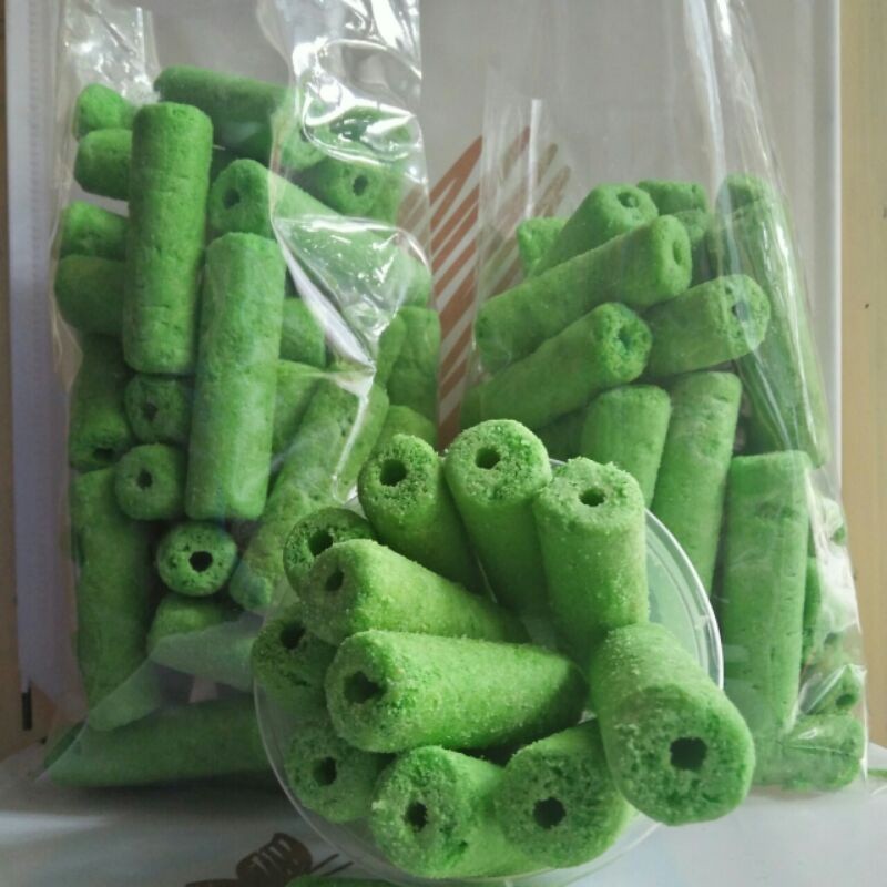 Green Stik Snack Roll Pandan 250g / Jajanan Jadul / Cemilan Nostalgia / Jajanan Jadul / Cemilan Nost