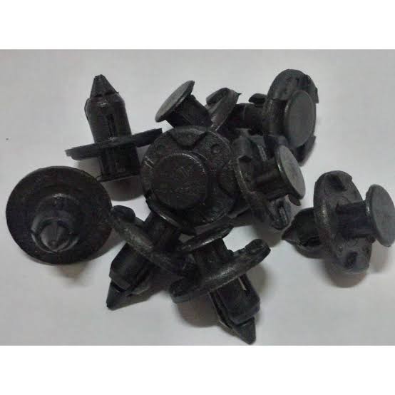 kancing / clip / klip bumper /liner fender mobil Calya sigra agya ayla