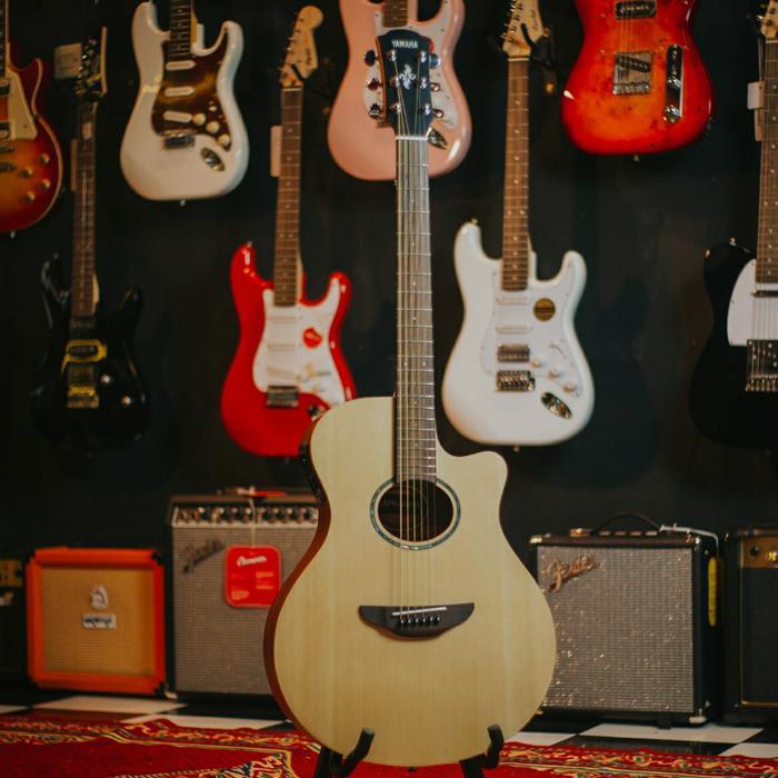 gitar akustik yamaha apx600m / apx600 m / apx 600m / apx 600 m natural