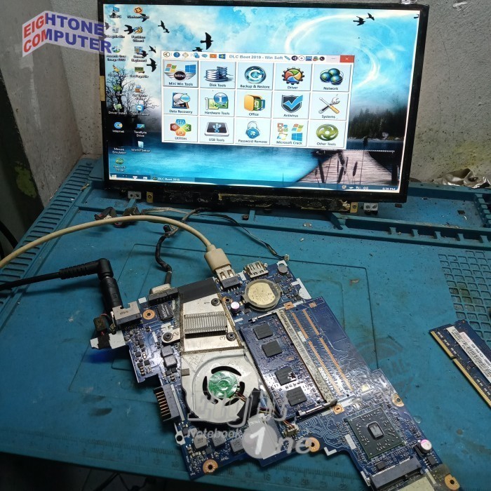 Motherboard Mainboard ACER Aspire One 722 AO722 LA-7071P