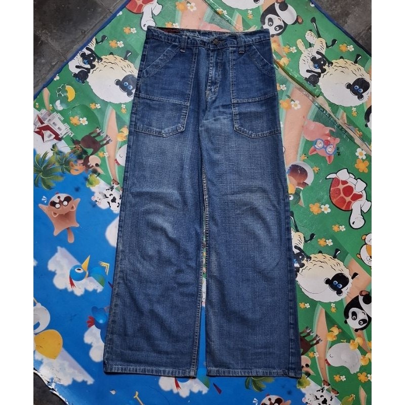 Y2K/Baggy jeans