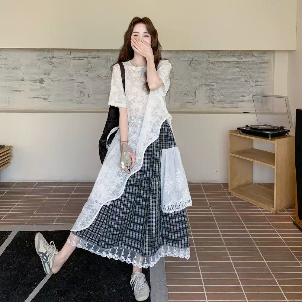 Setelan Rok Renda Kemeja Renda Rok Kotak-kotak Hitam dan Putih Dua Potong