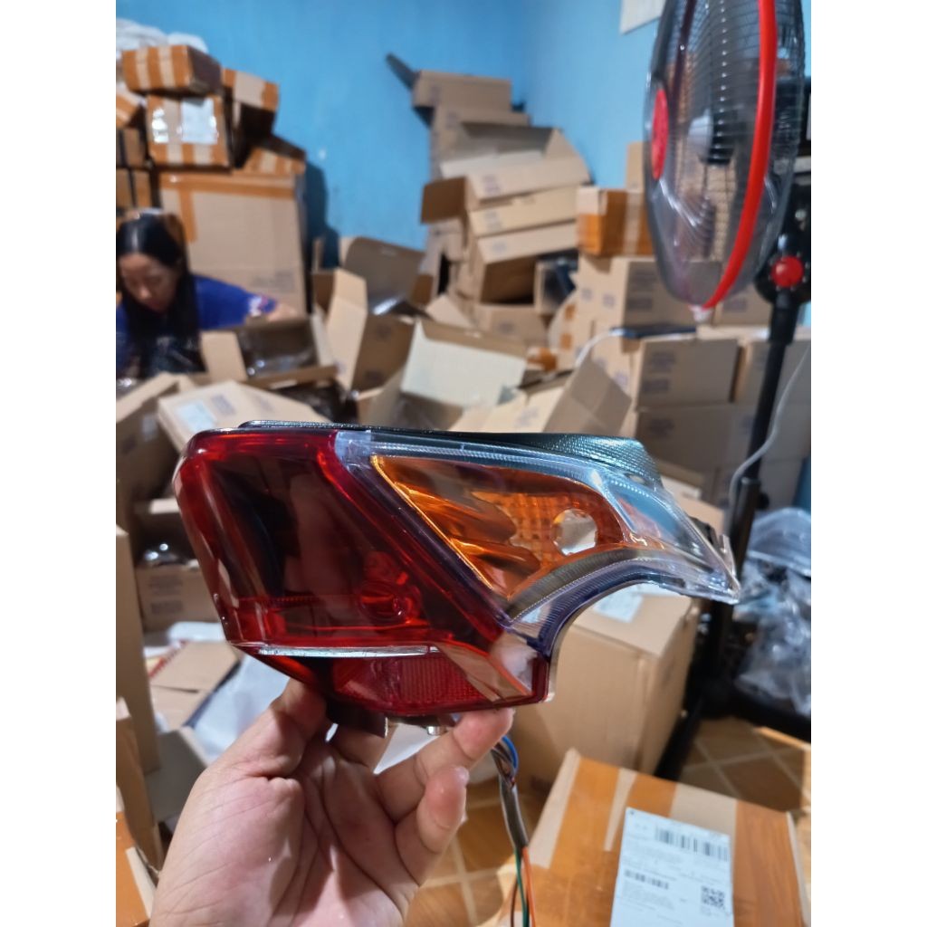 lampu rem stop belakang honda beat lama. karburator kode kvy custoum sen orange