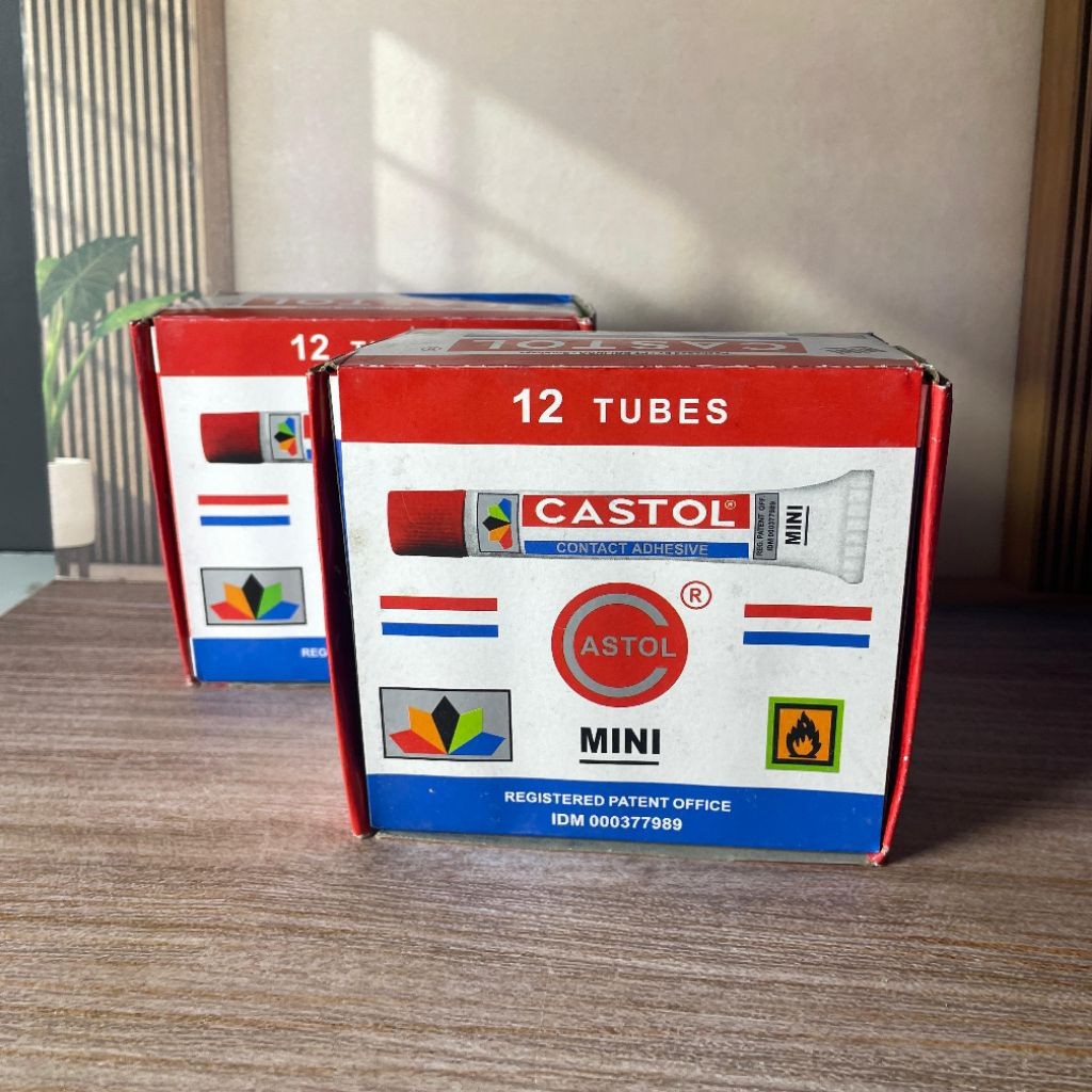 

Promo Castol Mini-Lem Castol-Castol isi 14 CC