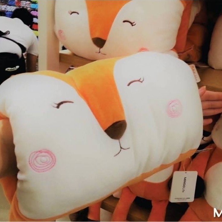 Boneka Bantal Tangan Miniso Fox Orange Super Lembut