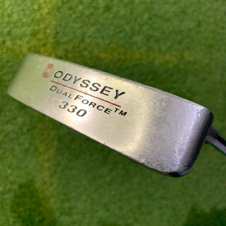 STIK GOLF MERK ODYSSEY JENIS PUTTER