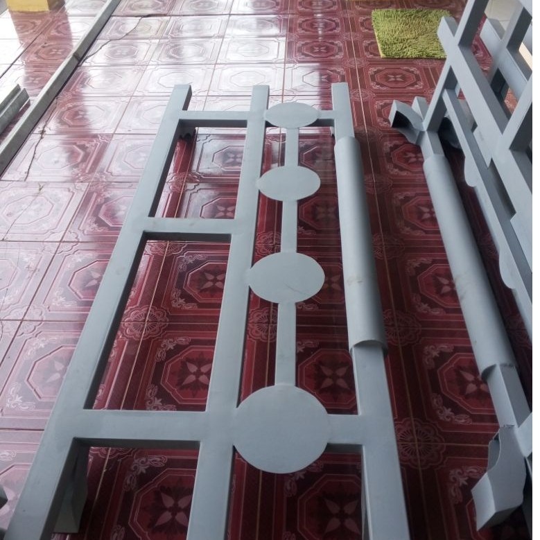 Thule truk bahan holo besi