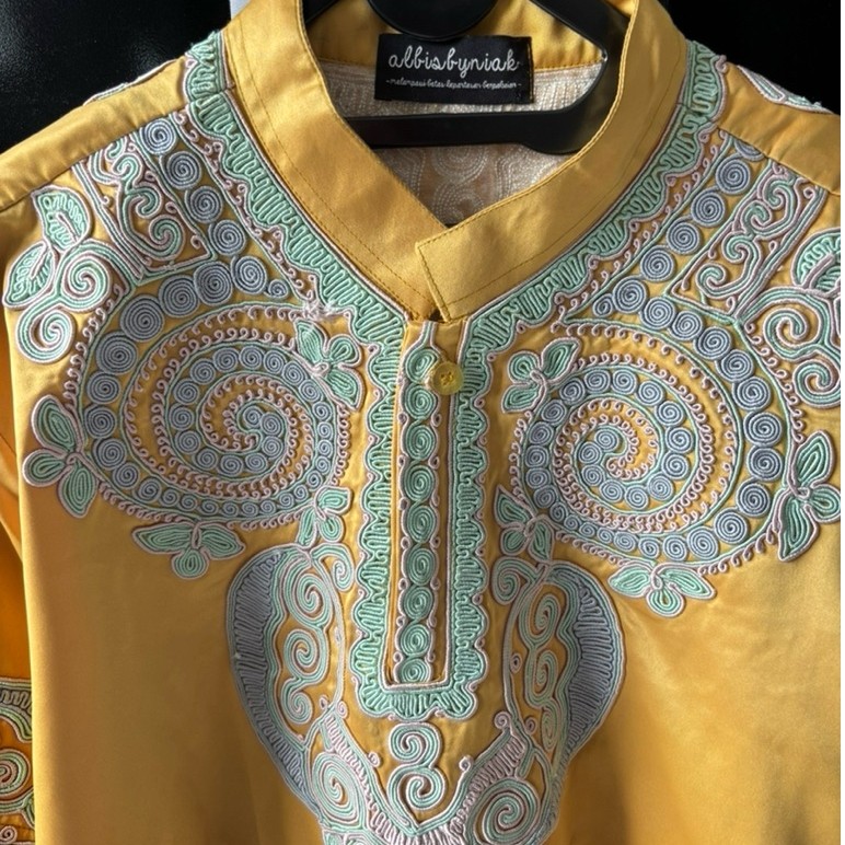 Baju koko Albis