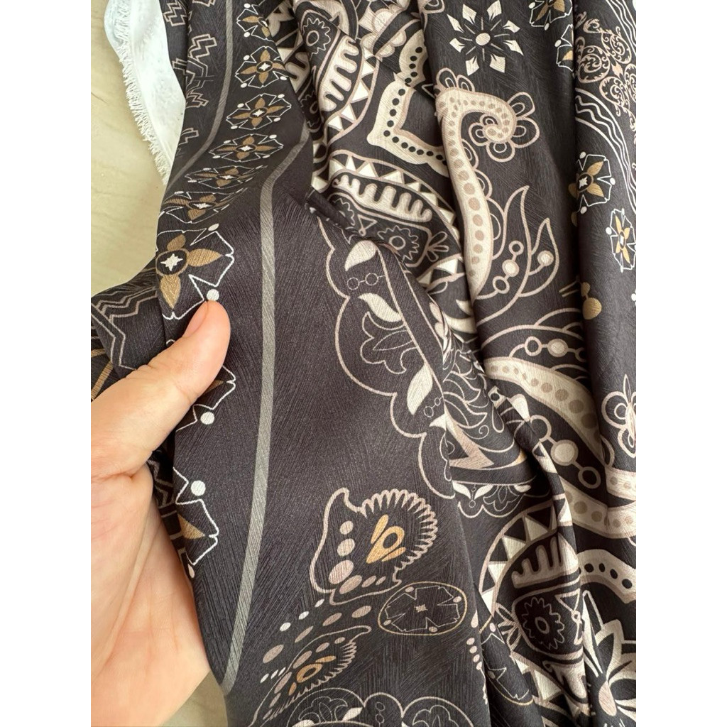 Kain Armany Silk Jacquard Motif ZIGZAG//Kain Gamis Adem dan Lembut//Kain Lebaran 2026//Kain Motif Ba