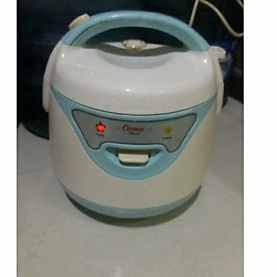 magic com cosmos second/bekas pemakaian 0.6 liter