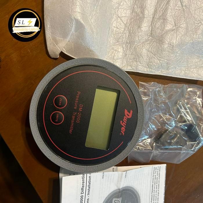 Dwyer DM-2000-LCD dwyer pressure transmitter