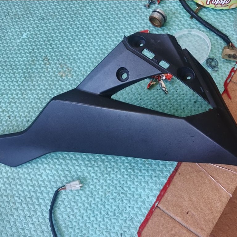undercowl kanan z250fi original