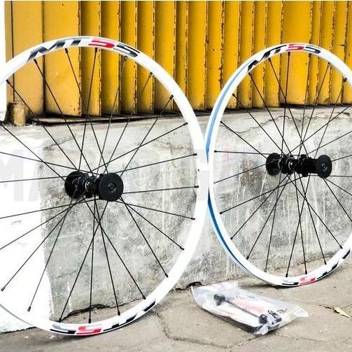WHEELSET 26 MTB SHIMANO MT55 DEORE HITAM PUTIH DISC CENTERLOCK QR TUBELESS