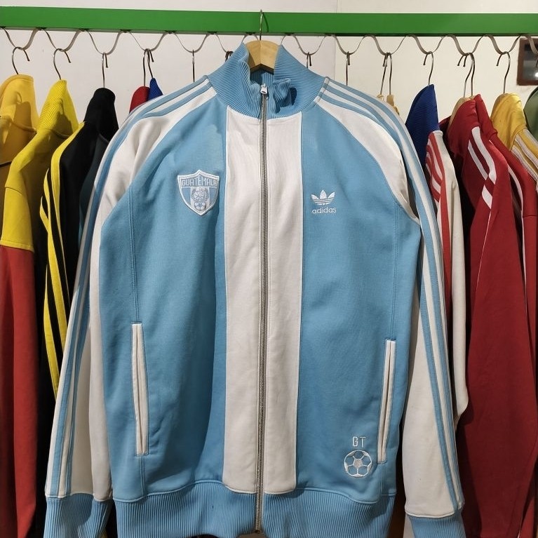 Tracktop Adidas Worldwide | Guatemala