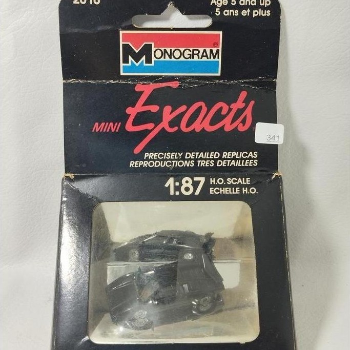 MONOGRAM MINI EXACTS 1/87 LAMBORGHINI COUNTACH HITAM HO SCALE CADATOYS