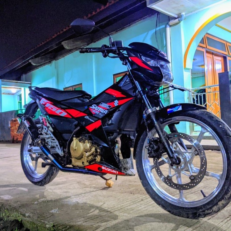 Leheran Knalpot SJ 88 satria Fu injeksi.